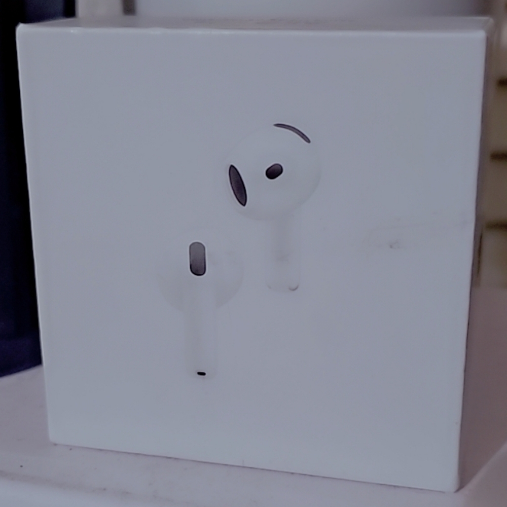 Apple AirPods 4 with Active Noise Cancellation - Brand new, unopen
